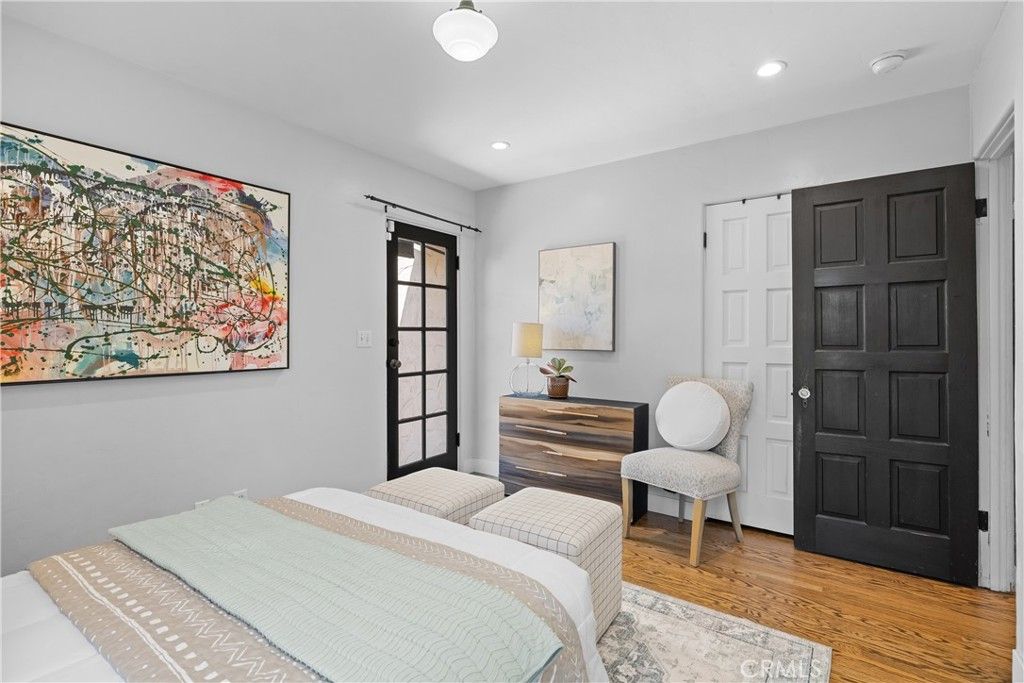 Image 20 of property listing at 5127 Willowcrest, North Hollywood, CA 91601