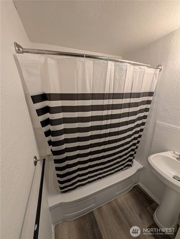 730 N Adams Street, Westport, WA 98595