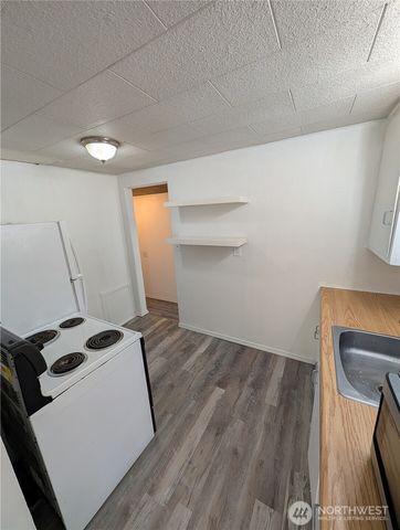 730 N Adams Street, Westport, WA 98595