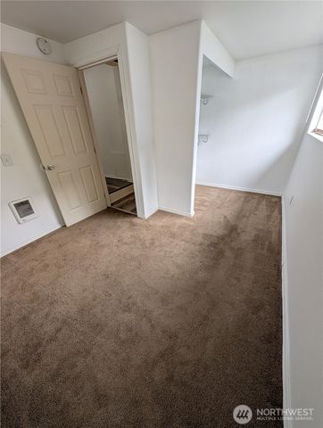 730 N Adams Street, Westport, WA 98595