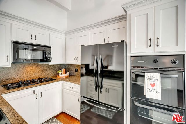 350 N Clybourn Avenue 36, Burbank, CA 91505