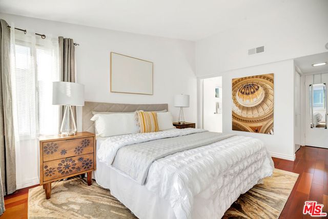 350 N Clybourn Avenue 36, Burbank, CA 91505