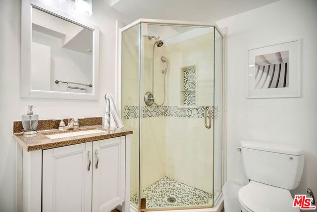 350 N Clybourn Avenue 36, Burbank, CA 91505