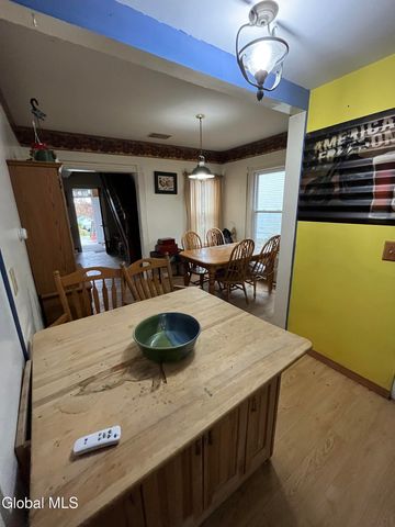 34 Pleasant Street, Voorheesville, NY 12186