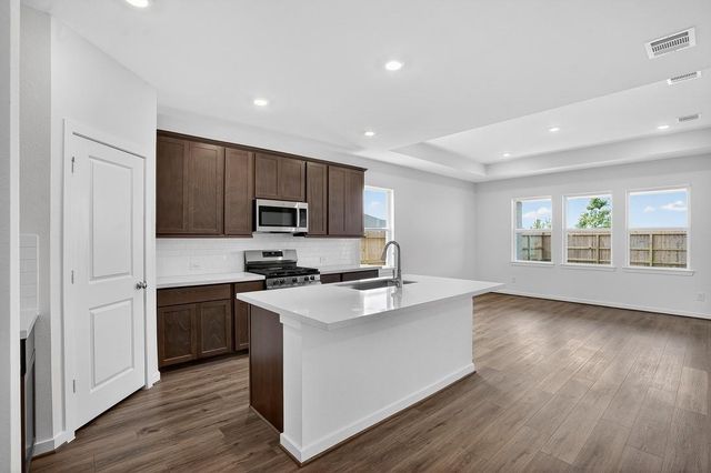 21422 Gateshead Run Drive, Cypress, TX 77433