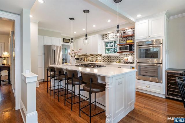 111 Montclair Avenue, Montclair, NJ 07042