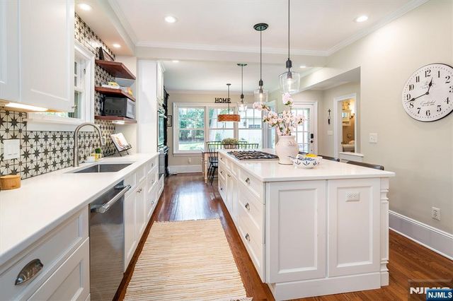 111 Montclair Avenue, Montclair, NJ 07042