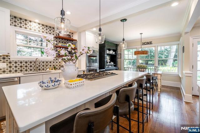 111 Montclair Avenue, Montclair, NJ 07042