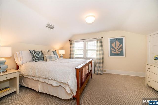 111 Montclair Avenue, Montclair, NJ 07042