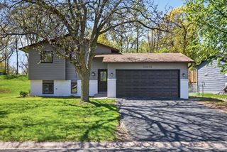 14070 Candlewood Lane NE, Prior Lake, MN 55372