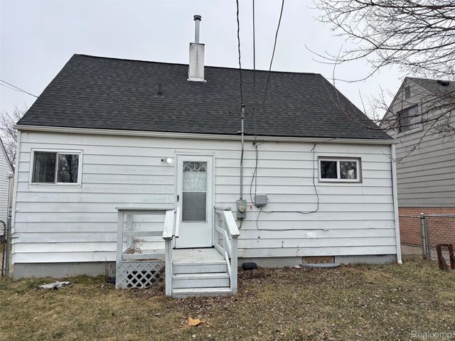 24448 Bolam Avenue, Warren, MI 48089