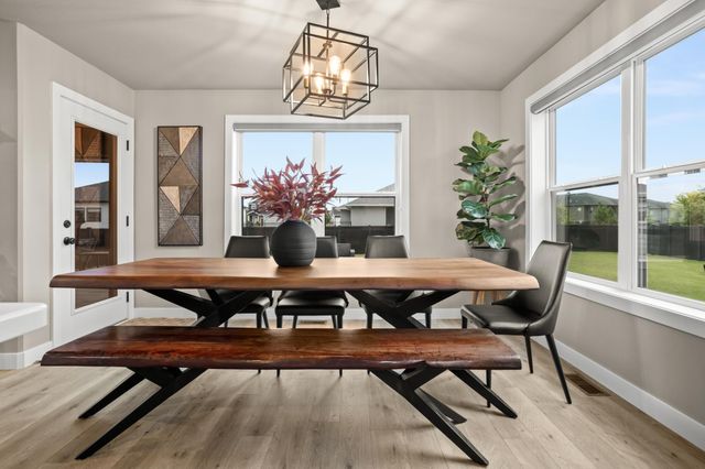 3607 Cordova Loop S, Fargo, ND 58104