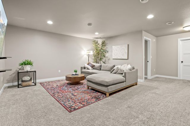 3607 Cordova Loop S, Fargo, ND 58104