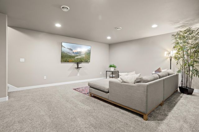 3607 Cordova Loop S, Fargo, ND 58104