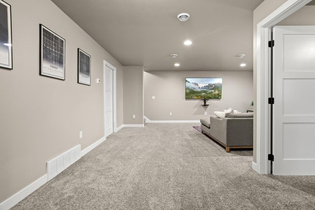 3607 Cordova Loop S, Fargo, ND 58104