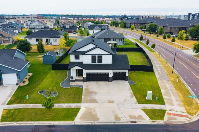 3607 Cordova Loop S, Fargo, ND 58104