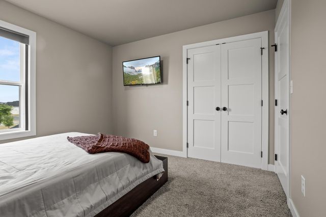 3607 Cordova Loop S, Fargo, ND 58104