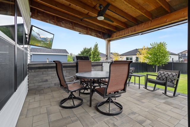 3607 Cordova Loop S, Fargo, ND 58104