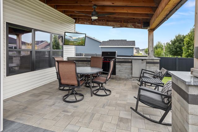 3607 Cordova Loop S, Fargo, ND 58104