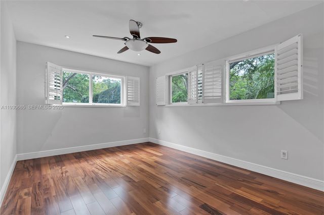 6601 SW 124th St, Pinecrest, FL 33156