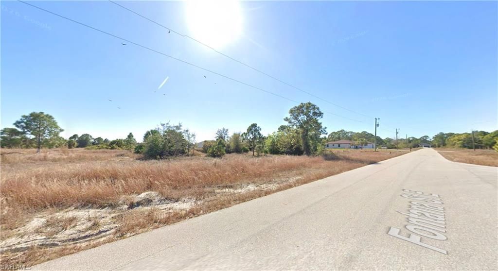 1124 Fontana ST E, LEHIGH ACRES, FL 33974 — photo 4