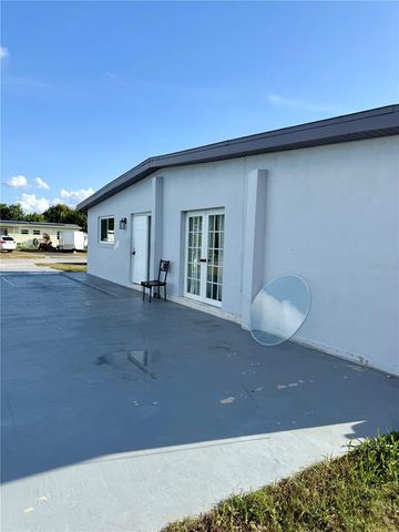 22040 FELTON AVENUE, Port Charlotte, FL 33952