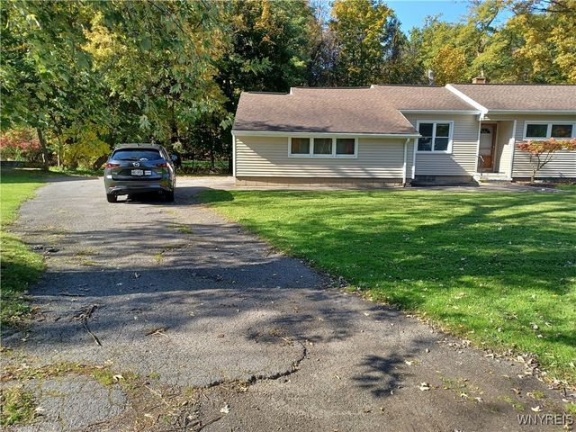 31 Bastian Road, Brighton, NY 14623