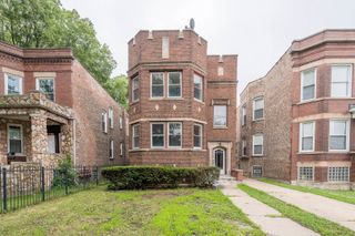 7754 S Saginaw Avenue, Chicago, IL 60649