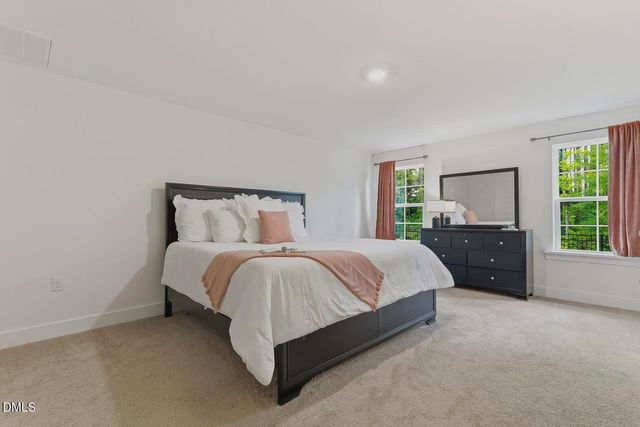 6805 Doddridge Lane, Cary, NC 27519