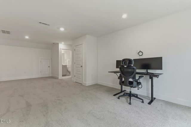 6805 Doddridge Lane, Cary, NC 27519