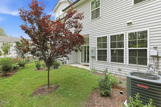 6805 Doddridge Lane, Cary, NC 27519