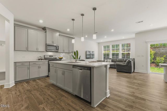 6805 Doddridge Lane, Cary, NC 27519