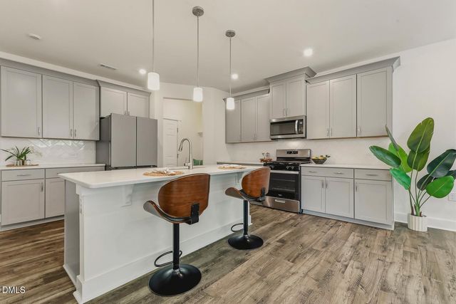 6805 Doddridge Lane, Cary, NC 27519
