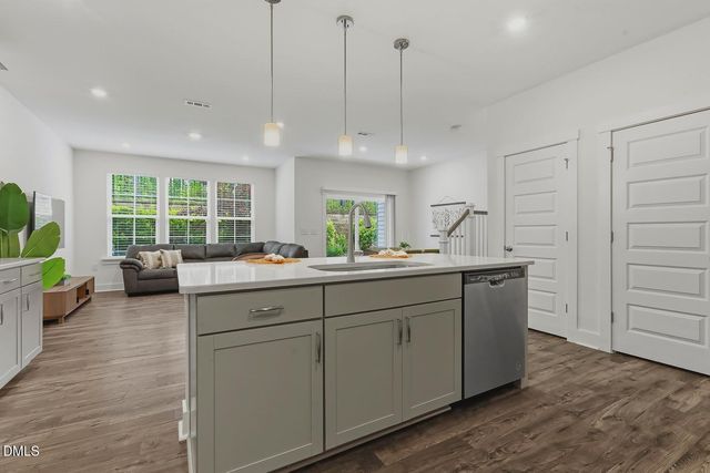 6805 Doddridge Lane, Cary, NC 27519