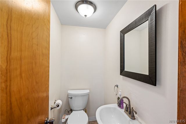 35 Dexter, Tonawanda, NY 14150