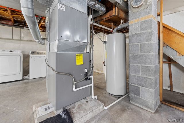 35 Dexter, Tonawanda, NY 14150