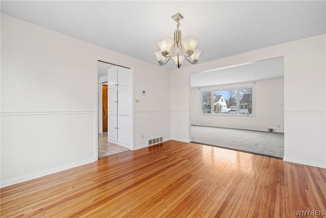 35 Dexter, Tonawanda, NY 14150