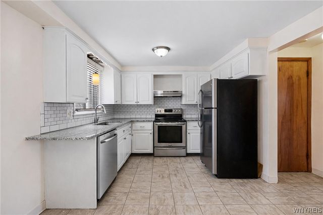 35 Dexter, Tonawanda, NY 14150