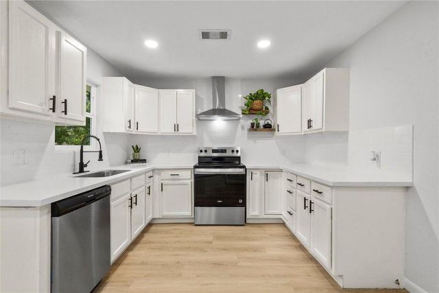 3903 Tower Road, Santa Fe, TX 77517