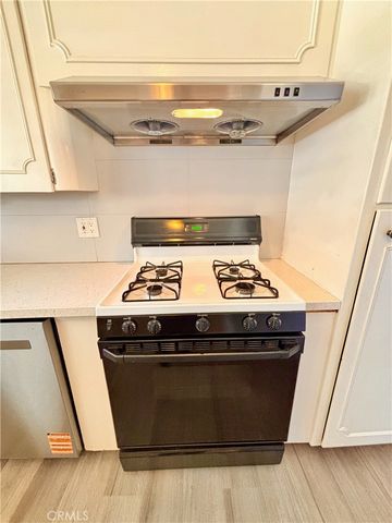 139 N Vecino, Glendora, CA 91741