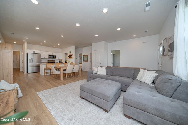 5150 E ANTARES LN, Post Falls, ID 83854