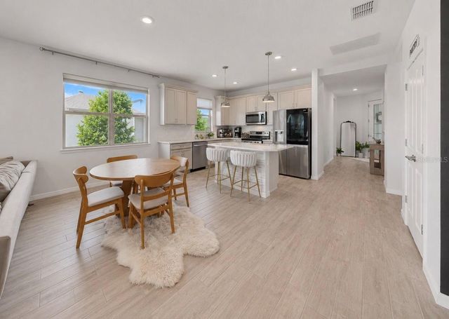 6206 MOORING LINE CIRCLE, Apollo Beach, FL 33572