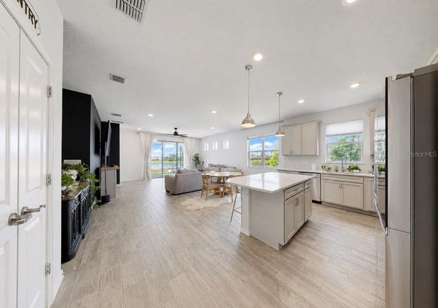 6206 MOORING LINE CIRCLE, Apollo Beach, FL 33572