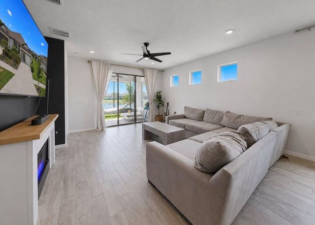 6206 MOORING LINE CIRCLE, Apollo Beach, FL 33572