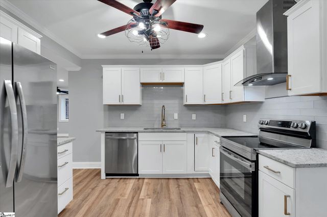 19 Granada Drive, Greenville, SC 29605