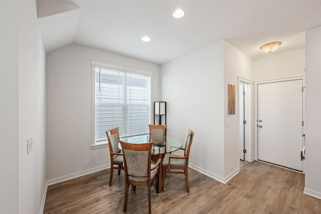 2707 NW 165th Lane, Clive, IA 50325