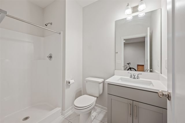 2707 NW 165th Lane, Clive, IA 50325