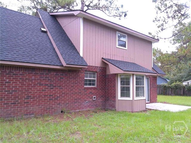 909 Drake Court, Hinesville, GA 31313