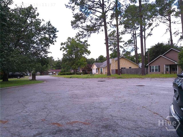 909 Drake Court, Hinesville, GA 31313