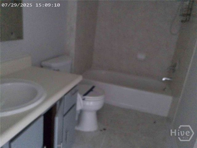 909 Drake Court, Hinesville, GA 31313